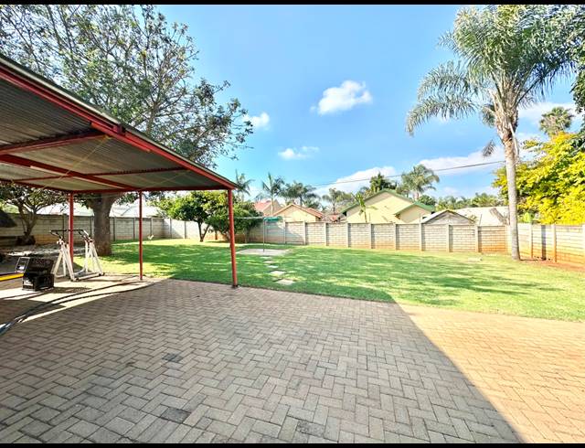 3 BEDROOM HOUSE FOR SALE IN FAUNA PARK